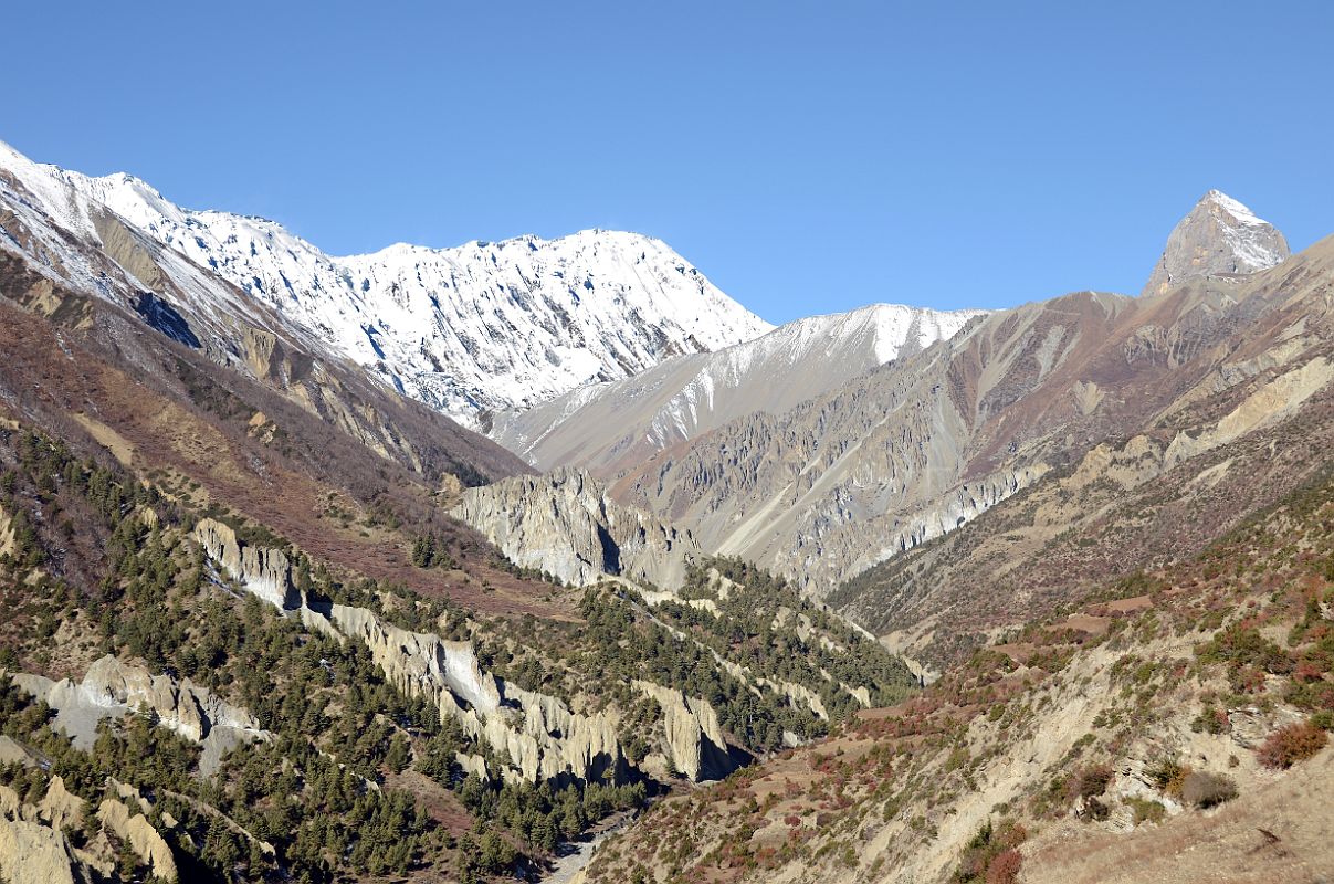 08 Trail After Khangsar With La Grande Barriere Ahead On Trek To Tilicho Tal Lake 